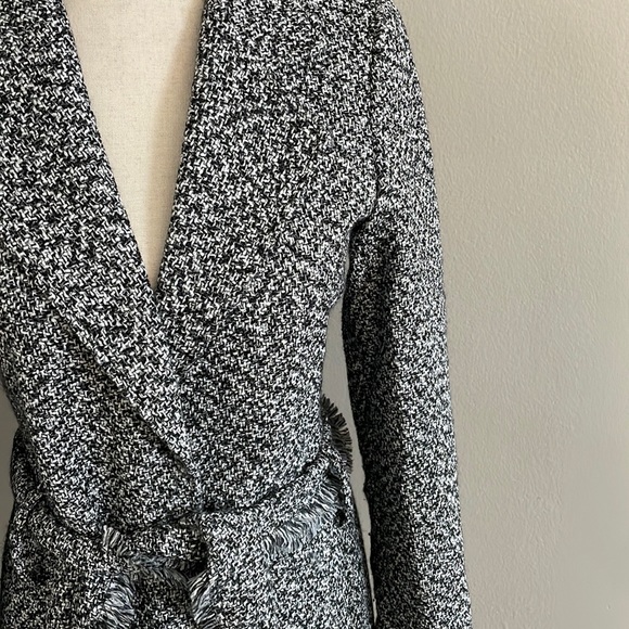 TULLE spring fall tweed coat - Picture 2 of 9